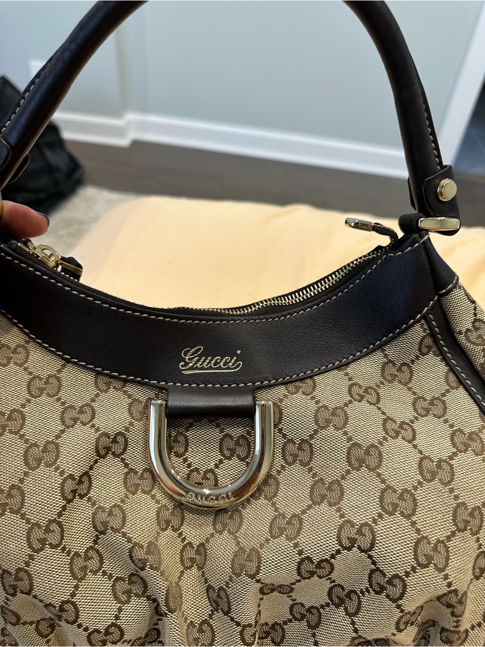 Gucci Beige Abbey D Ring Canvas with Dark Brown Trim. Excellent Condition - Picture 10 of 13